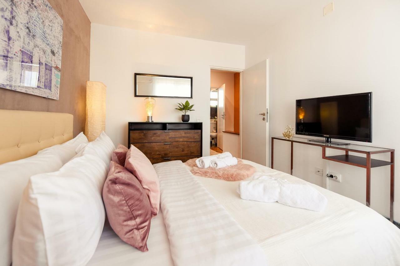 New - Elegant Duplex With Amazing View & Balcony - Homey Residence Bucarest Exterior foto